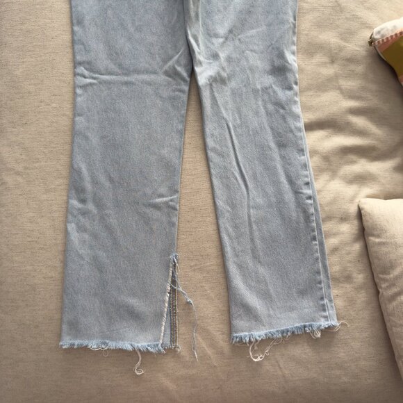 Avec Les Filles Light Wash Distressed Split Seam Jeans | Anthropologie | Size 29 - Picture 8 of 13